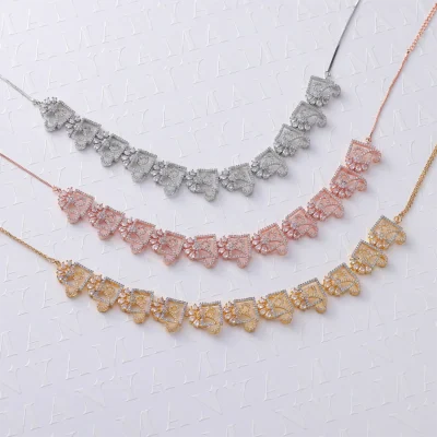 BEAUTIFUL SHORT NECKLACE FOR WOMEN