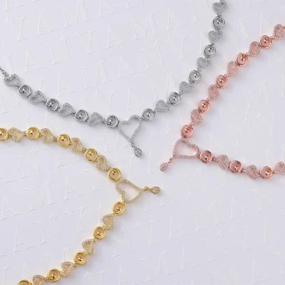 MINI HEARTS SURROUNDED BEAUTY